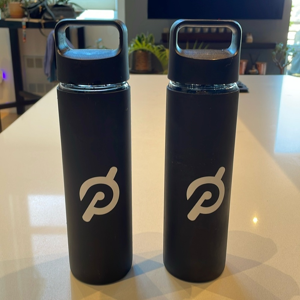 NWOT Peloton Glass Water Bottles, Pack of 2. Black
